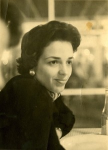 Helena Pinheiro de Lara Resende, c. 1950. Fotógrafo não identificado. Arquivo Otto Lara Resende/ Acervo IMS.