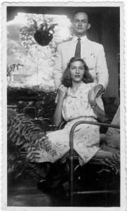 Os noivos Clarice Lispector e Maury Gurgel Valente, [1940]. Autor não identificado. Arquivo Clarice Lispector/ Acervo IMS