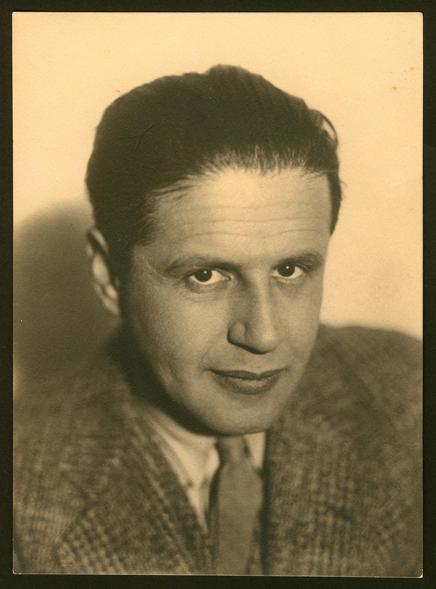 Lasar Segall, 1929. Foto de Genja Jonas. Acervo Museu Lasar Segall-IBRAM/MinC
